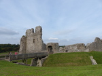 FZ008971 Ogmore Castle.jpg